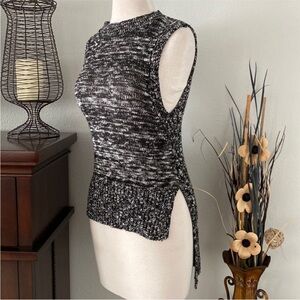 Express‎ Hi-Lo Black And White Knit Sleeveless Tank Top Size XS